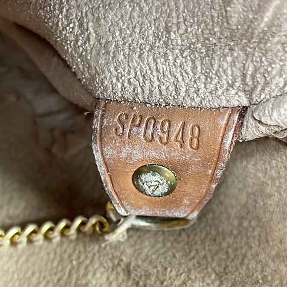 Vintage Louis Vuitton Monogram Bucket GM Bag Tote Classic Timeless - Picture 16 of 17